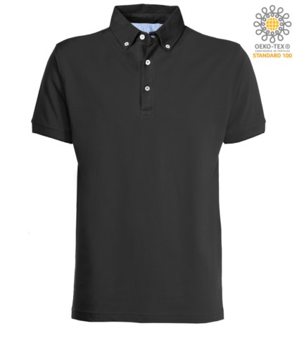 Short-sleeved polo shirt